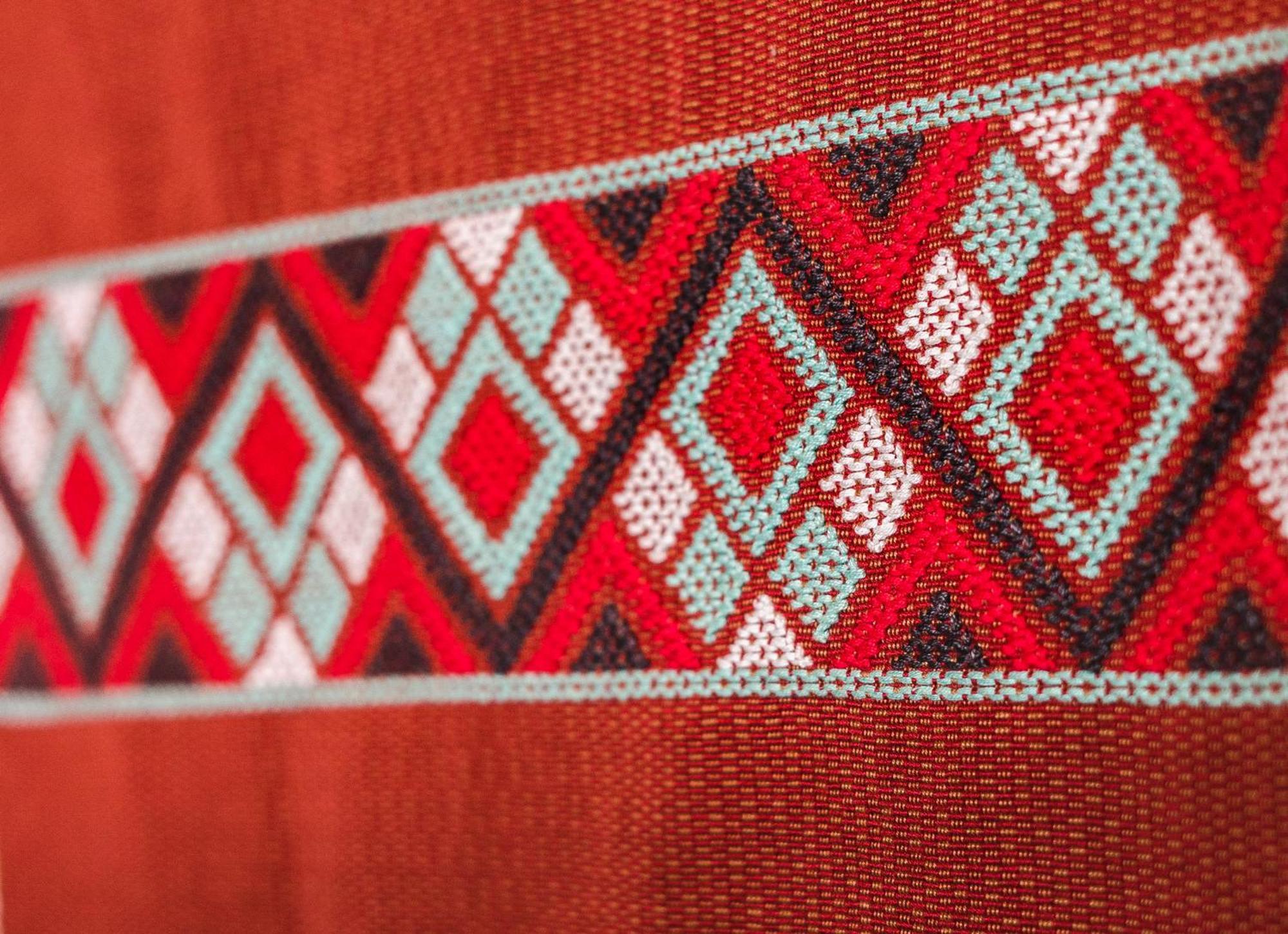 Yox Hotel Boutique Сан-Кристобаль-де-Ла-Касас Номер фото Detail of a traditional kilim